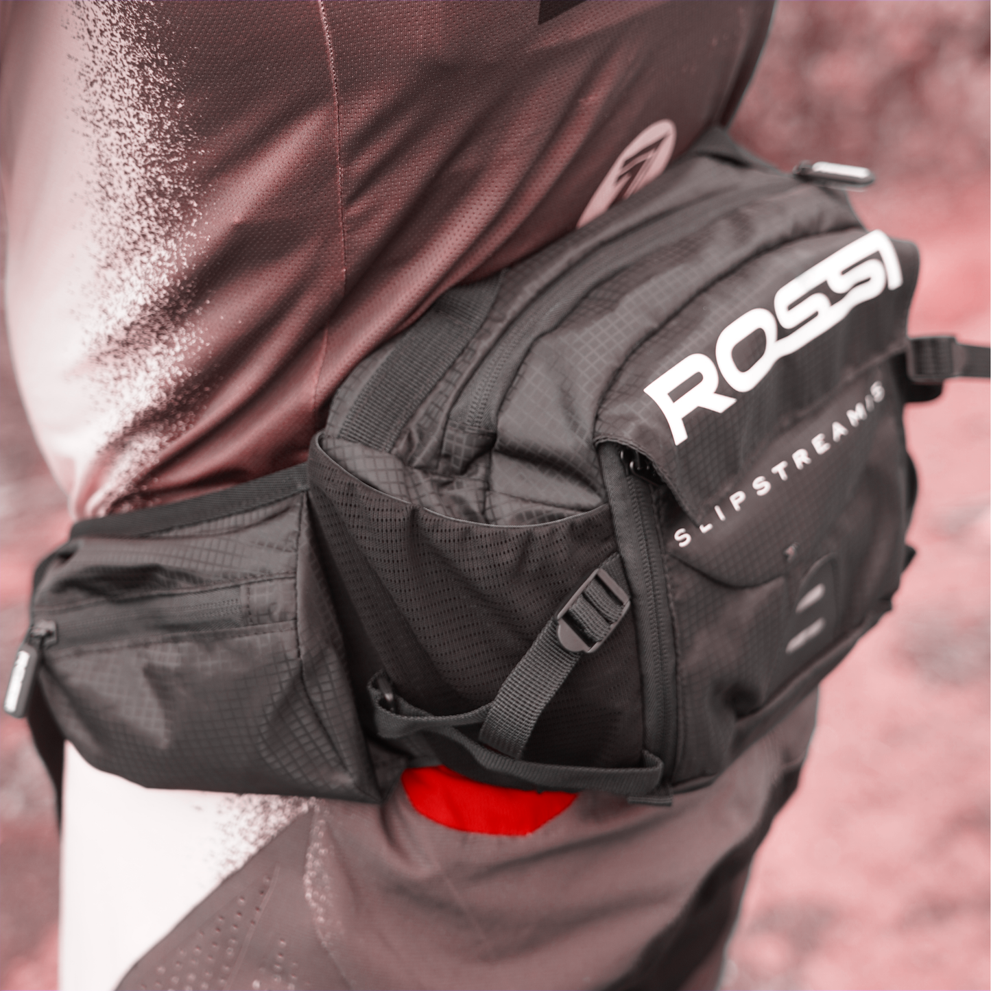 SLIPSTREAM 15 | Waist Hydration Pack